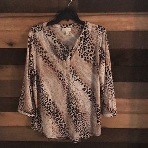 Dana Buchman animal print top!